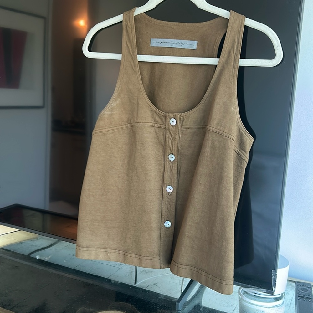 Raquel Allegra Button Sleeveless top in army green size 0/ small - Picture 2 of 8